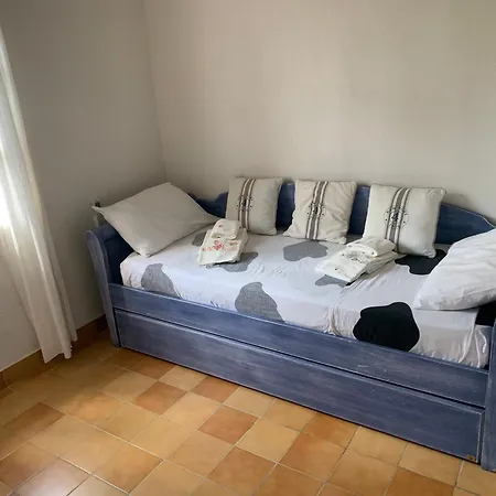 בית נופש Petite Maison A L Entree De St Tropez סן טרופז